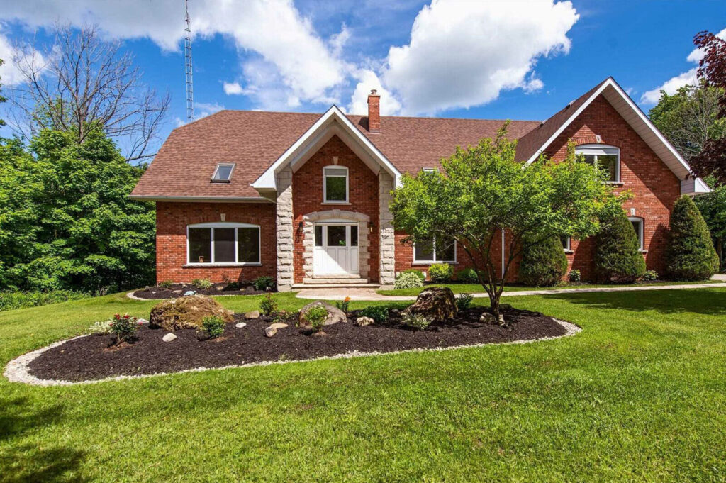 Home in Caledon East